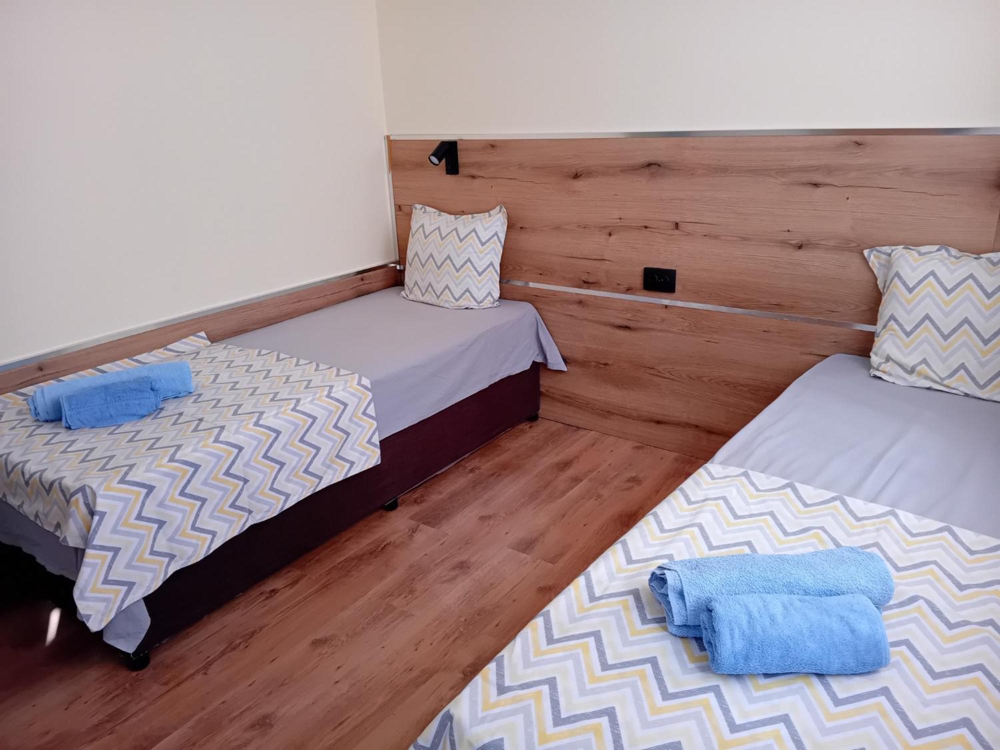 Guesthouse Oasis 希典 外观 照片