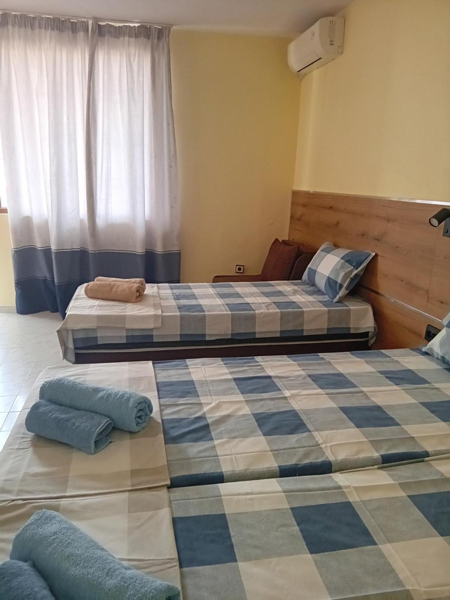 Guesthouse Oasis 希典 外观 照片