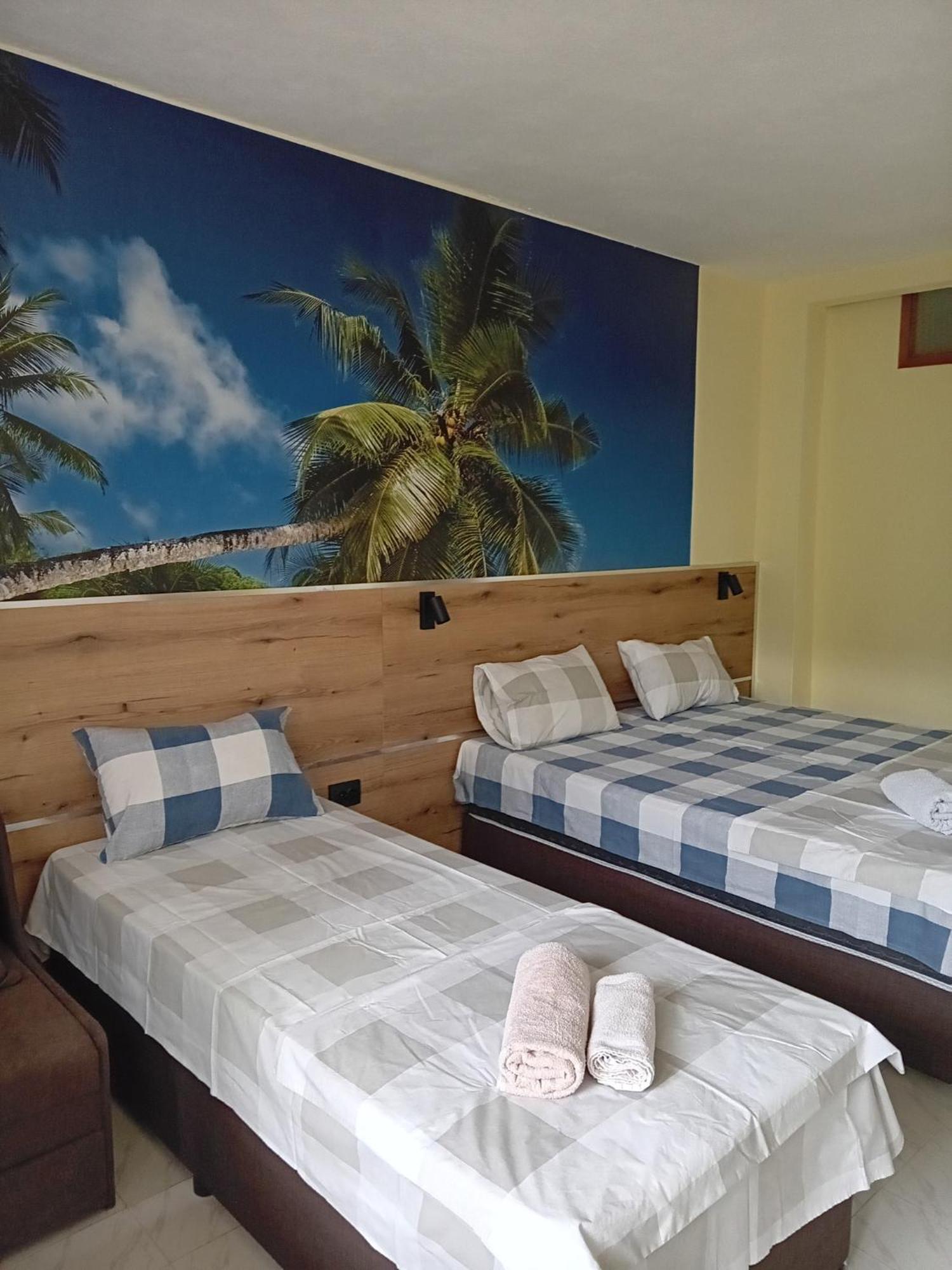 Guesthouse Oasis 希典 外观 照片