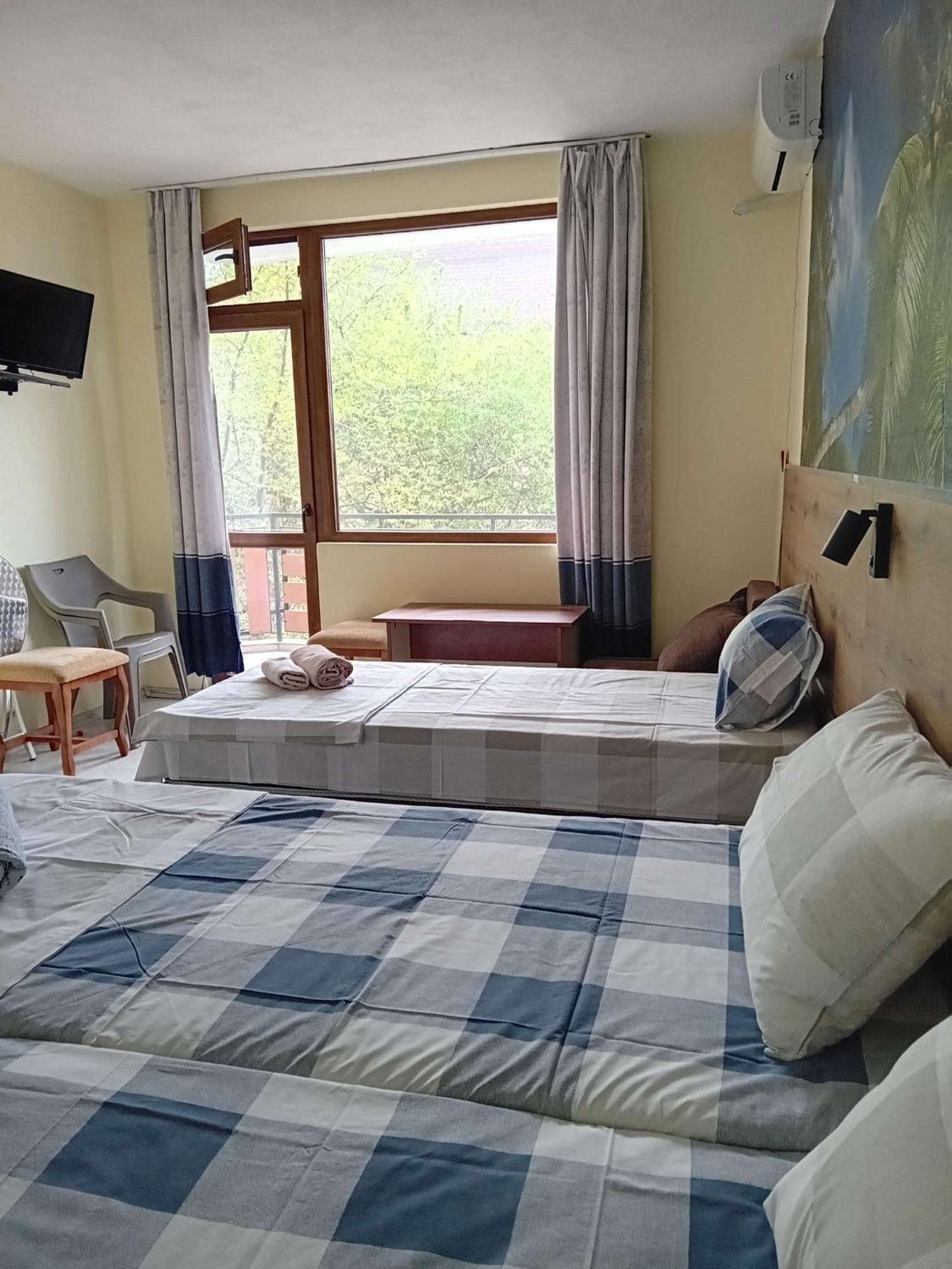 Guesthouse Oasis 希典 外观 照片