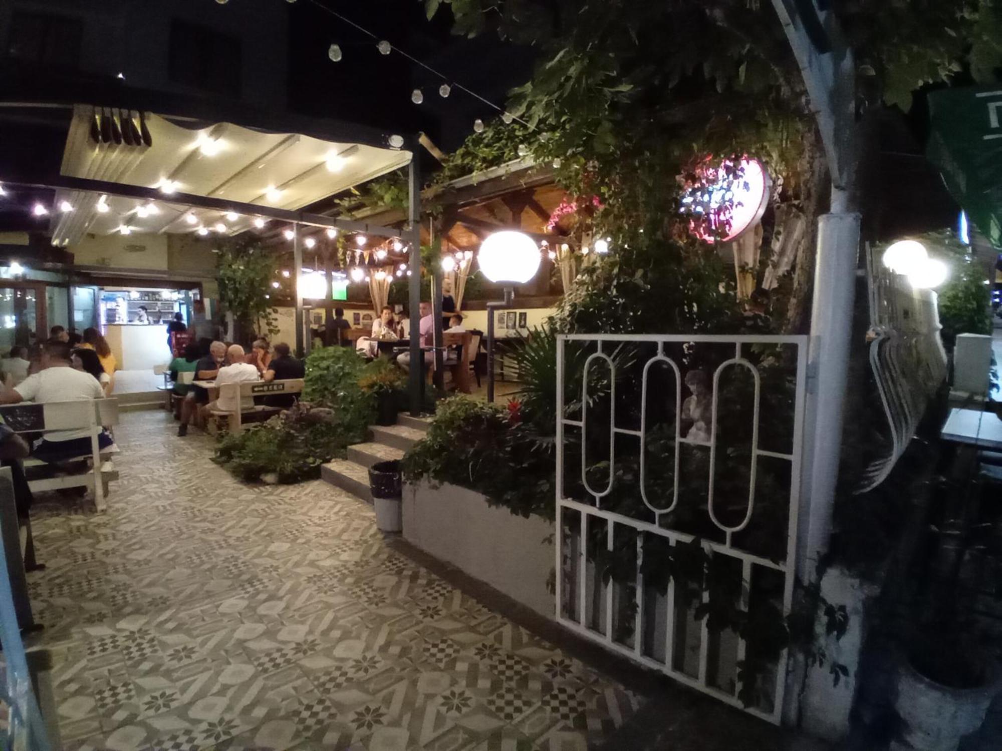 Guesthouse Oasis 希典 外观 照片