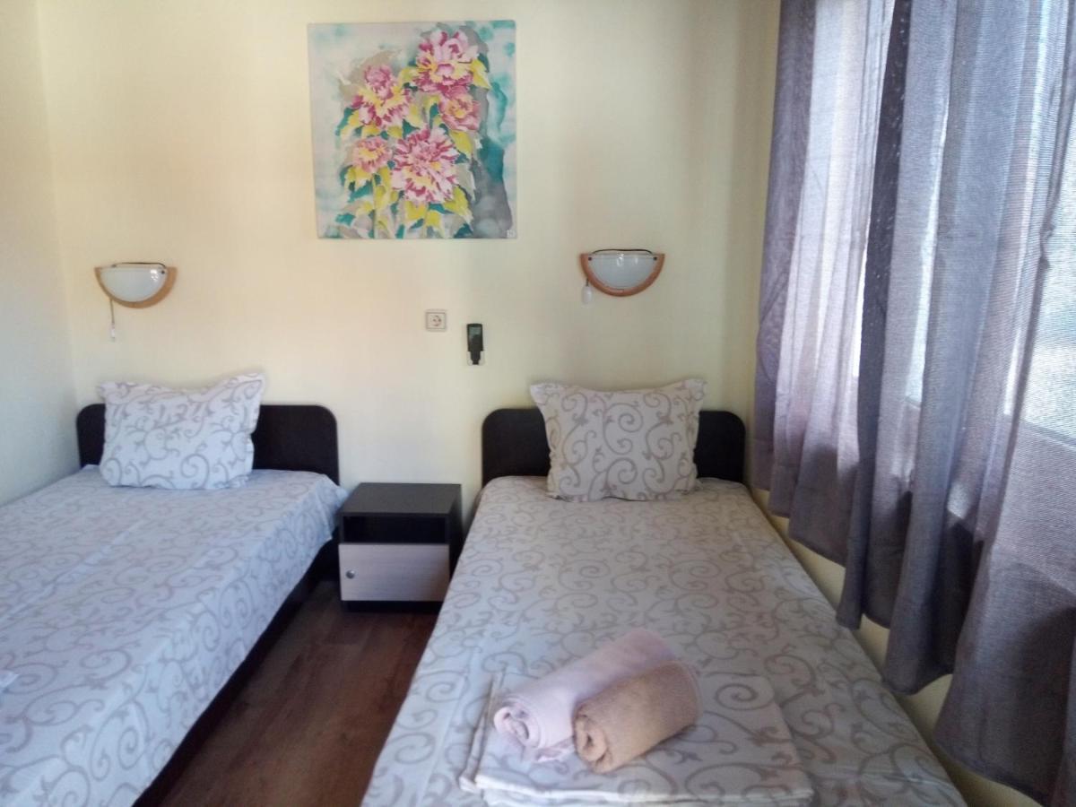Guesthouse Oasis 希典 外观 照片