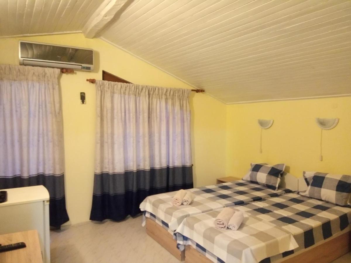 Guesthouse Oasis 希典 外观 照片
